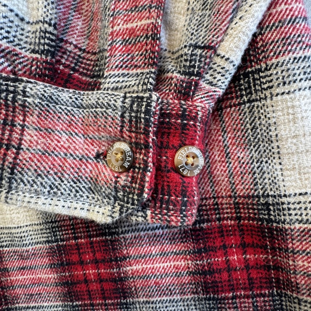 Field & Stream Flannel Shirt Mens M Red Plaid Button Down Heavy Cotton Outdoor - Picture 3 of 10